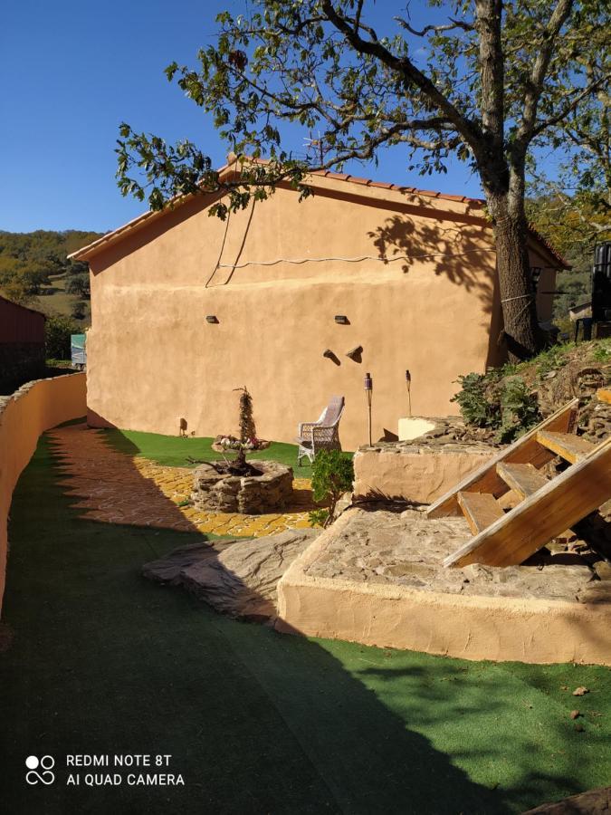 La Casa De Los Bonales Arroyomolinos de León Exterior foto